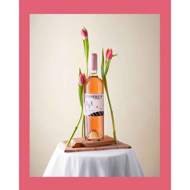 Wine Rosè Casavecchia & Pallagrello Nero Wine Rosè Casavecchia & Pallagrello Nero